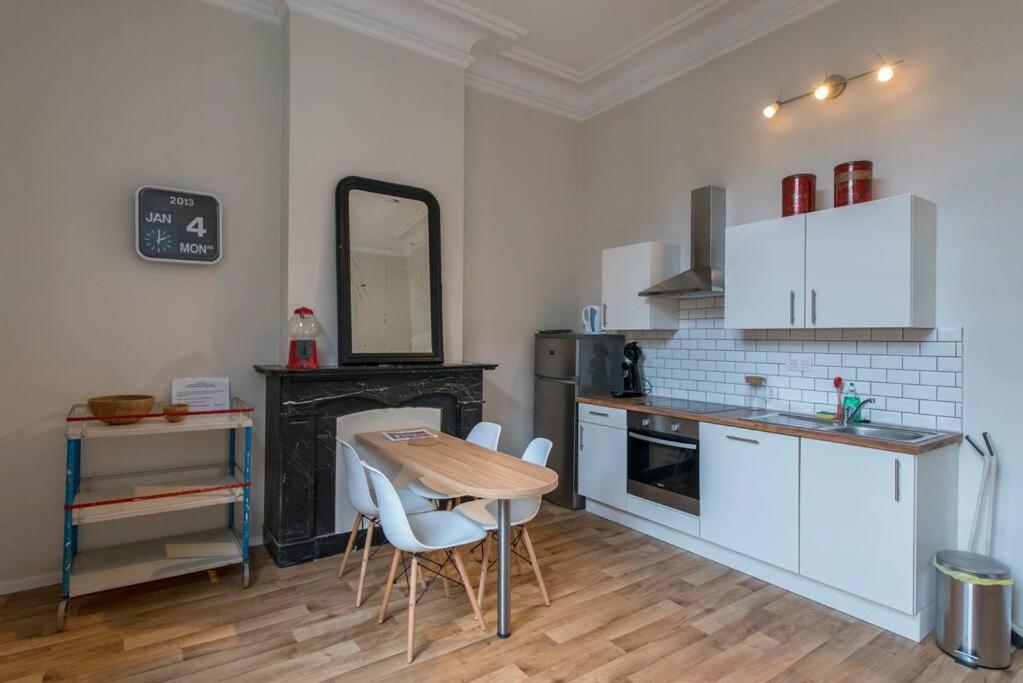 Joli Appartement 2 Chambres A Liege Luaran gambar